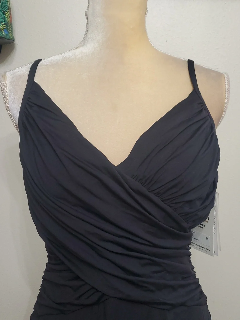 Coco Reef Swimsuit Size 14/38 C/D - Picture 2 of 12